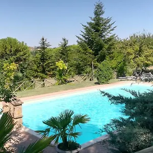 https://agriturismo-la-manonera.it-tuscanyhotel.com