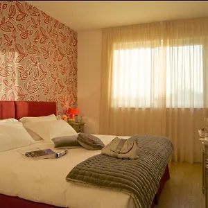 spluga-sosta-hotel.it-lombardy.com/